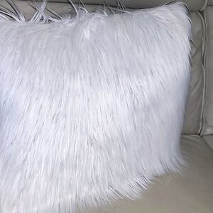 Ivory Faux Fur Decorative Accent Pillow Size 18x18